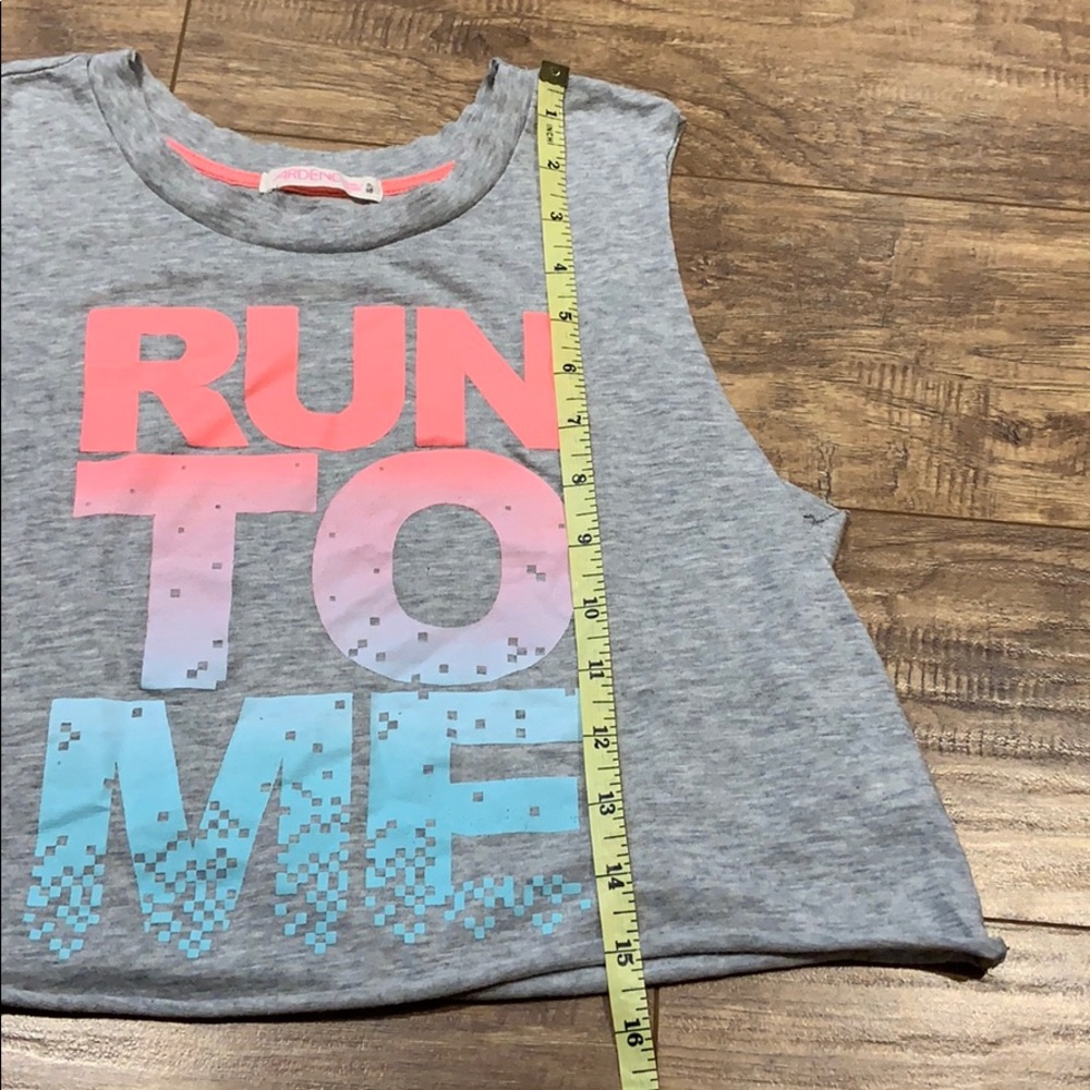 Run to me Crop top - Picture 7 of 8